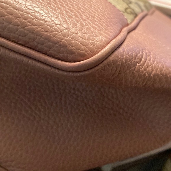 Beautiful Gucci GG Canvas Bree Tote. EUC Pink leather w/Goldtone Hardware. - Picture 13 of 14